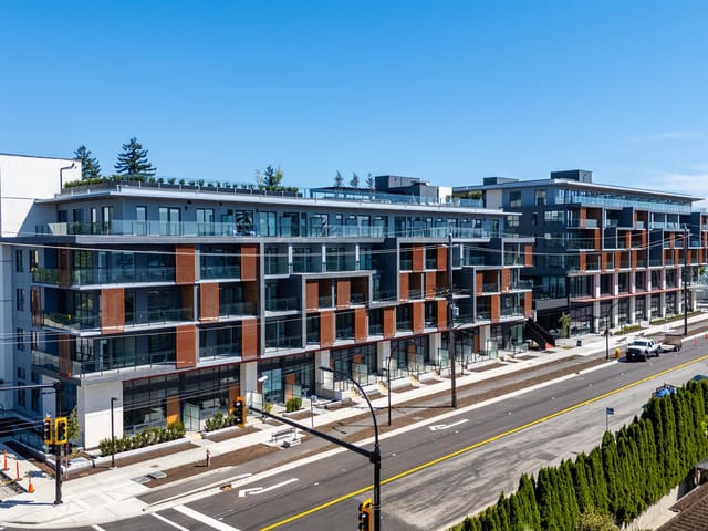 Apartment for sale in North Vancouver, North Vancouver, 111/211 422 E 3rd Street, 263134574 | Realtylink.org