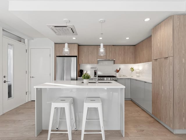 Townhouse for sale in North Vancouver, North Vancouver, TH3 108 E 8th Street, 263134675 | Realtylink.org