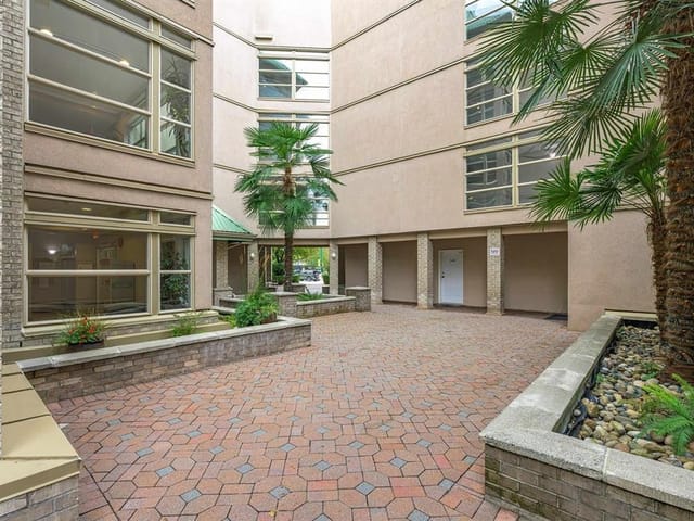 Apartment for sale in Port Moody, Port Moody, 316 301 Maude Road, 263134692 | Realtylink.org