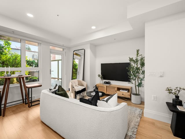 Apartment for sale in Vancouver, Vancouver East, 106 2550 Garden Drive, 263134711 | Realtylink.org