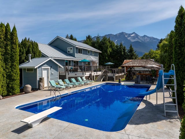 House for sale in Pemberton, Pemberton, 7569 Oberson Road, 263134752 | Realtylink.org