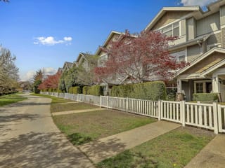 Townhouse for sale in Surrey, Cloverdale, 18 19330 69 Avenue, 263134867 | Realtylink.org