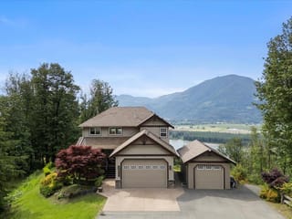 House for sale in Chilliwack, Chilliwack, 43251 Salmonberry Drive, 263134872 | Realtylink.org
