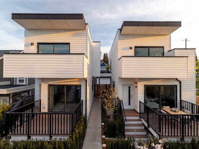 1/2 Duplex for sale in North Vancouver, North Vancouver, 1 328 W 14th Street, 263134984 | Realtylink.org