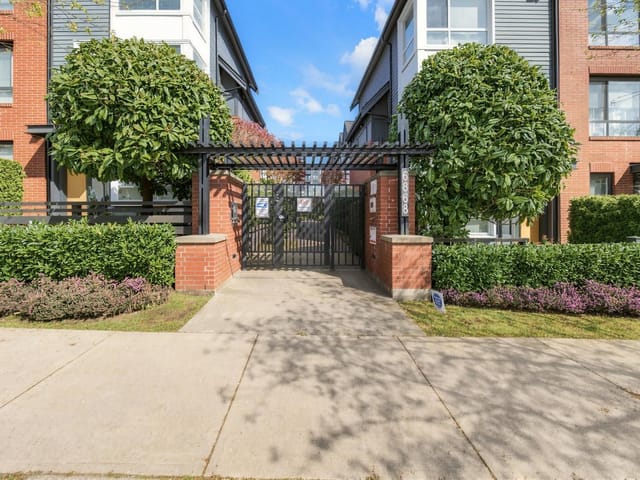 Townhouse for sale in Burnaby, Burnaby South, 18 6868 Burlington Avenue, 263135012 | Realtylink.org