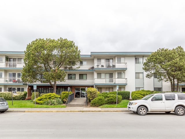 Apartment for sale in Surrey, Cloverdale, 321 17707 57a Avenue, 263135039 | Realtylink.org