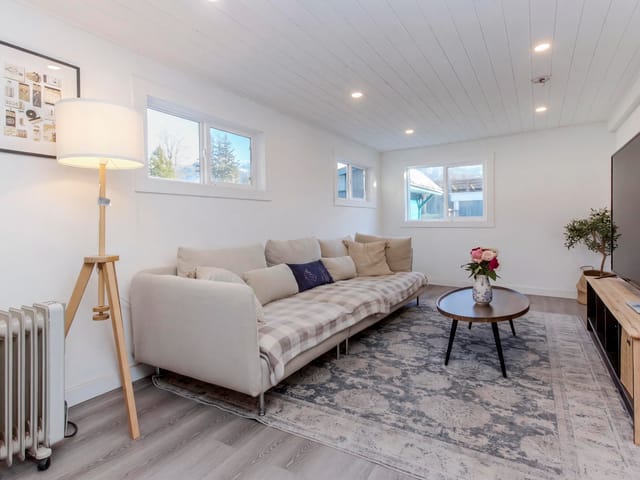 Manufactured Home for sale in Squamish, Squamish, 24 40157 Government Road, 263135056 | Realtylink.org