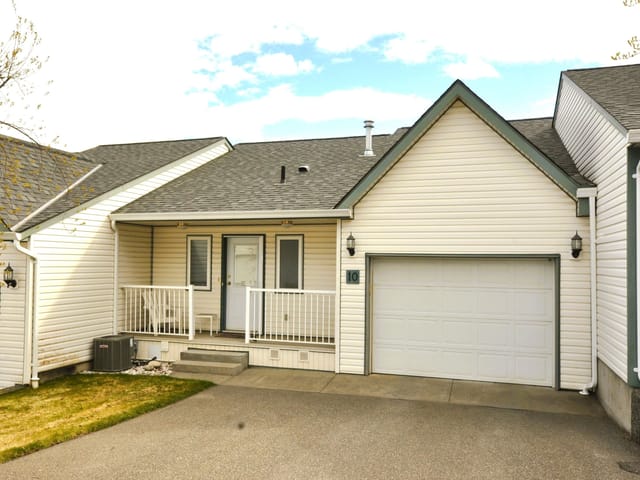 Townhouse for sale in Williams Lake, Williams Lake, 10 11 Eagle Crescent, 263135110 | Realtylink.org