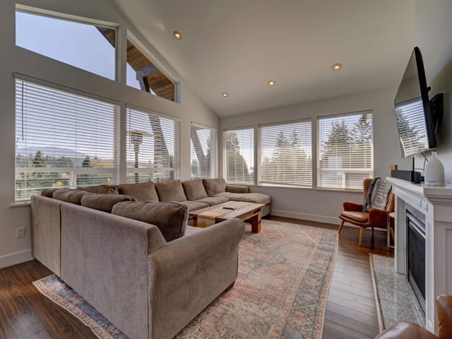 House for sale in Gibsons, Sunshine Coast, 825 Bayview Heights Road, 263135462 | Realtylink.org