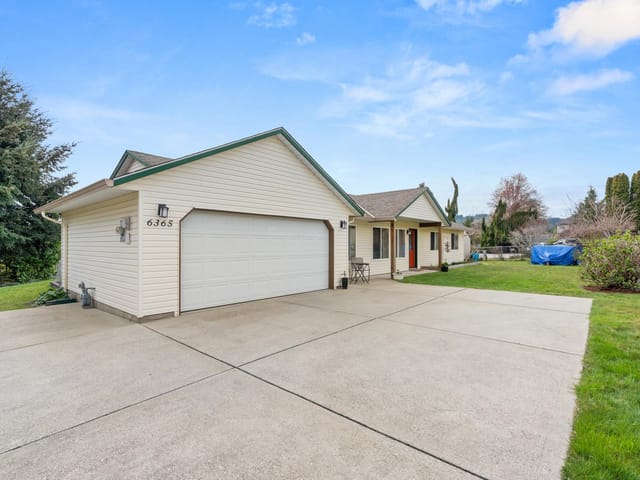 House for sale in Sechelt, Sunshine Coast, 6365 Homestead Avenue, 263135563 | Realtylink.org
