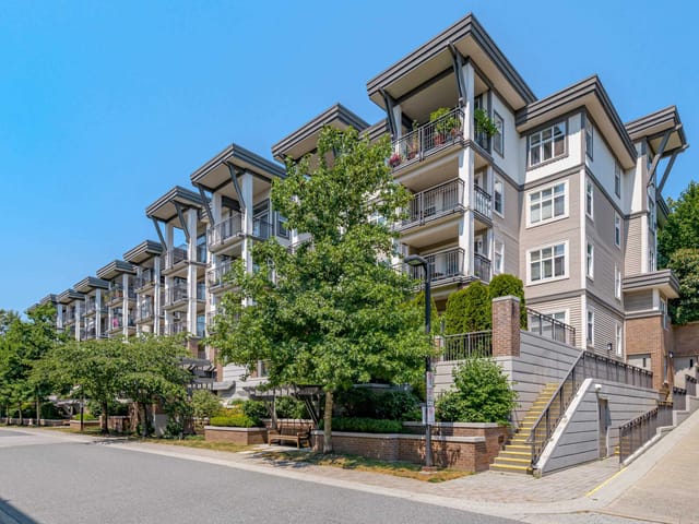 Apartment for sale in Burnaby, Burnaby North, 317 4799 Brentwood Drive, 263135577 | Realtylink.org