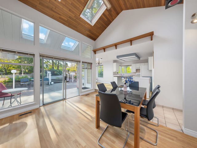 House for rent in Surrey, South Surrey White Rock, 17138 26a Avenue, 263135623 | Realtylink.org