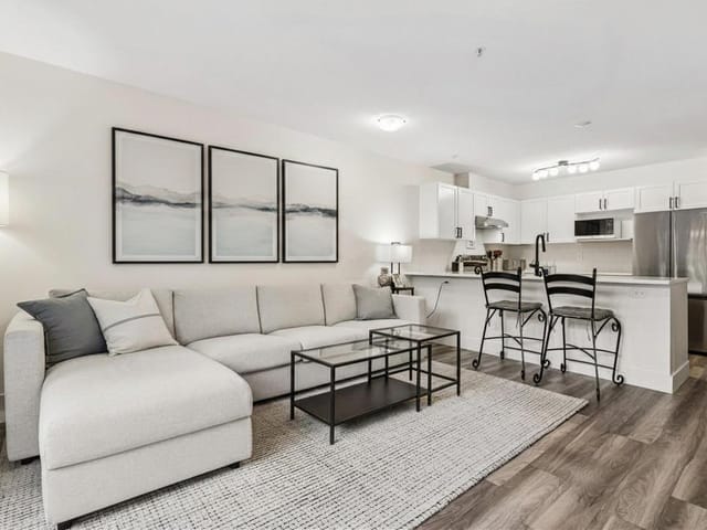 Apartment for sale in North Vancouver, North Vancouver, 102 365 E 1st Street, 263135633 | Realtylink.org