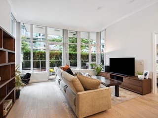 Apartment for sale in North Vancouver, North Vancouver, 112 185 Victory Ship Way, 263135698 | Realtylink.org