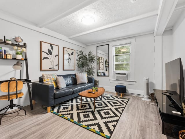 House for sale in Vancouver, Vancouver West, 136 W 12th Avenue, 263135781 | Realtylink.org
