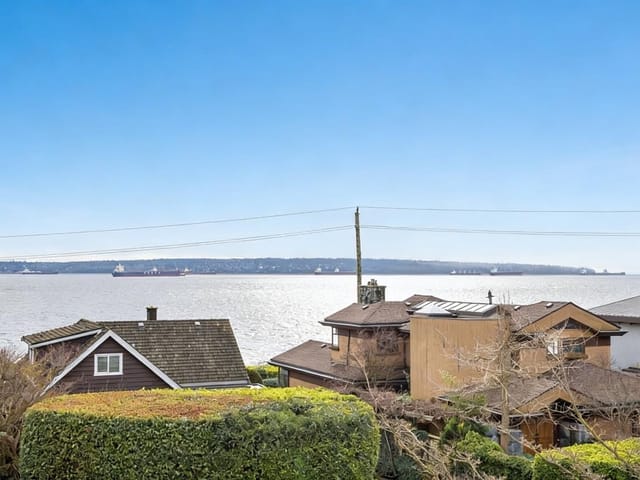 1/2 Duplex for sale in West Vancouver, West Vancouver, 2333 Bellevue Avenue, 263135803 | Realtylink.org