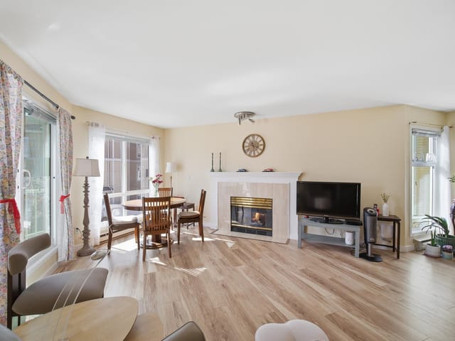 Apartment for sale in Richmond, Richmond, 212 7437 Moffatt Road, 263135964 | Realtylink.org
