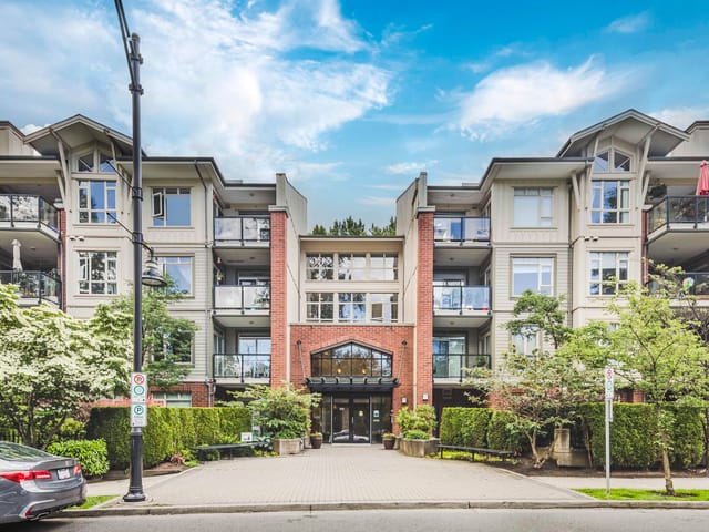 Apartment for sale in Port Moody, Port Moody, 408 100 Capilano Road, 263136069 | Realtylink.org