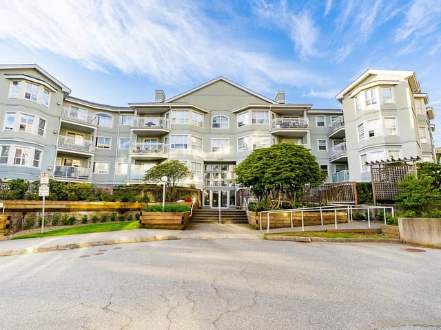 Apartment for sale in Surrey, North Surrey, 104 13955 Laurel Drive, 263136094 | Realtylink.org