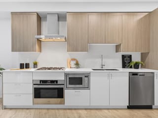 Apartment for sale in Burnaby, Burnaby South, 215 6283 Kingsway Avenue, 263136178 | Realtylink.org