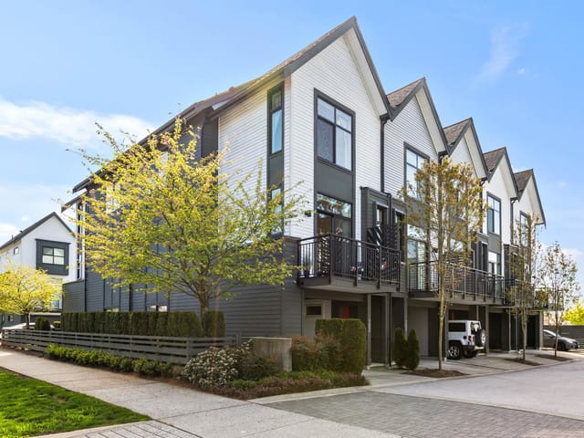 Townhouse for sale in Surrey, Cloverdale, 102 17568 57a Avenue, 263136390 | Realtylink.org