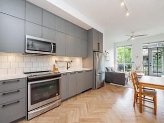 Apartment for sale in Surrey, North Surrey, 202 14968 101a Avenue, 263136391 | Realtylink.org