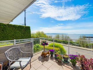 Apartment for sale in White Rock, South Surrey White Rock, 105 15165 Marine Drive, 263136418 | Realtylink.org