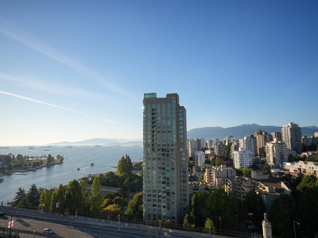 Apartment for sale in Vancouver, Vancouver West, 2103 907 Beach Avenue, 263136484 | Realtylink.org