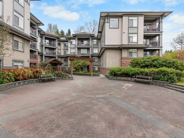 Apartment for sale in Maple Ridge, Maple Ridge, 304 12020 207a Street, 263136509 | Realtylink.org