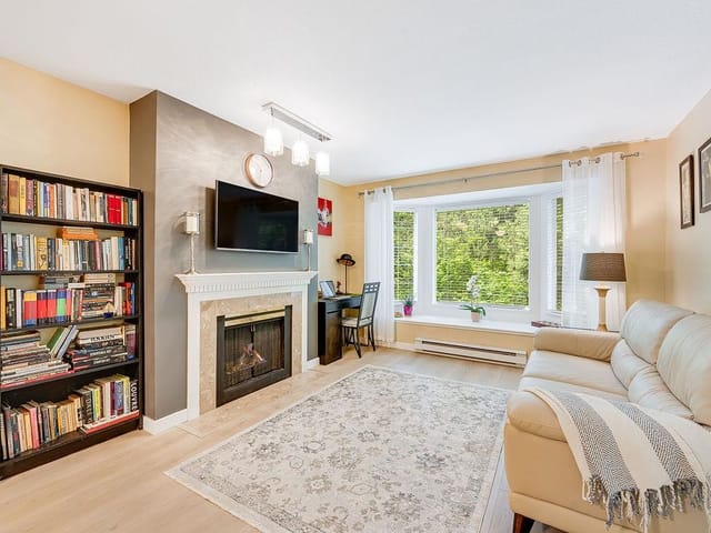 Apartment for sale in Burnaby, Burnaby South, 205 6860 Rumble Street, 263136530 | Realtylink.org