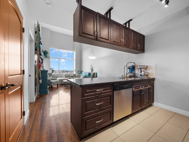 Apartment for sale in Maple Ridge, Maple Ridge, 402 11935 Burnett Street, 263136553 | Realtylink.org