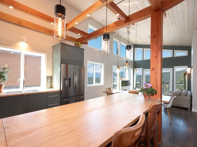 House for sale in Bowen Island, Bowen Island, 897 Rivendell Drive, 263136615 | Realtylink.org