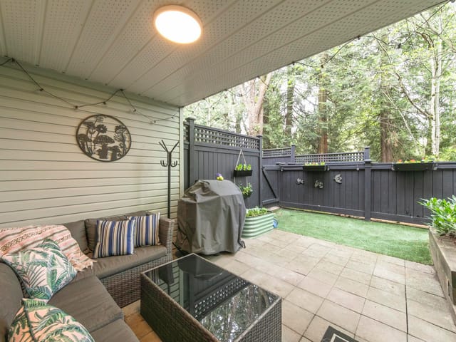Apartment for sale in Burnaby, Burnaby South, 212 6893 Prenter Street, 263136668 | Realtylink.org