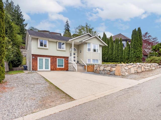 House for sale in Sechelt, Sunshine Coast, 5830 Heron Place, 263136698 | Realtylink.org