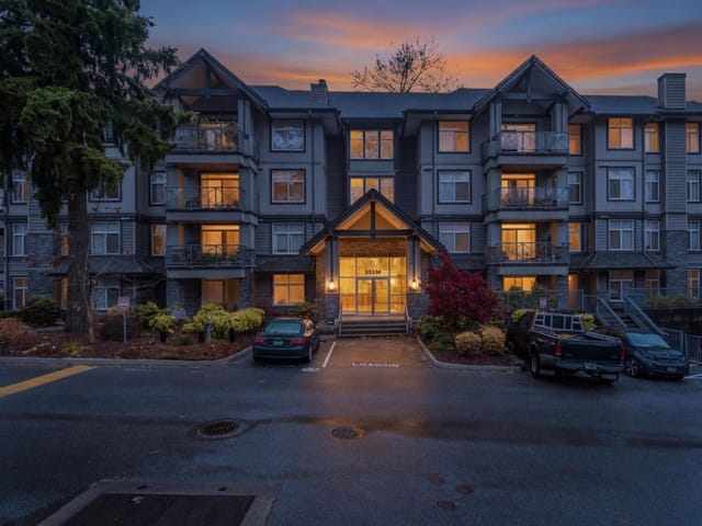 Apartment for sale in Abbotsford, Abbotsford, 407 33338 E Bourquin Crescent, 263136713 | Realtylink.org