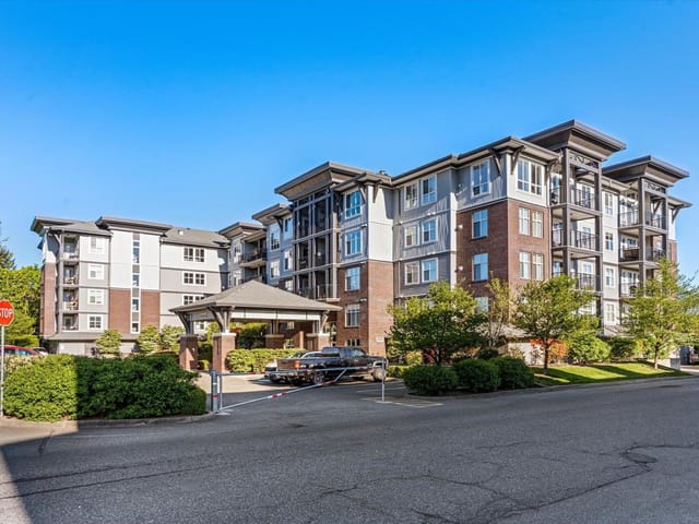 Apartment for sale in Chilliwack, Sardis, 305 45645 Knight Road, 263136748 | Realtylink.org