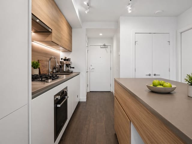 Apartment for sale in Coquitlam, Coquitlam, 2601 652 Whiting Way, 263137068 | Realtylink.org