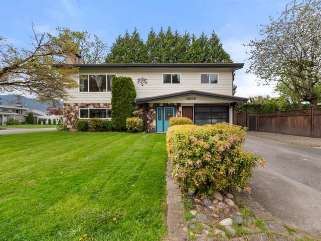 House for sale in Chilliwack, Chilliwack, 10218 Oval Drive, 263137091 | Realtylink.org