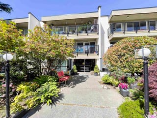 Apartment for sale in White Rock, South Surrey White Rock, 205 1351 Martin Street, 263137115 | Realtylink.org