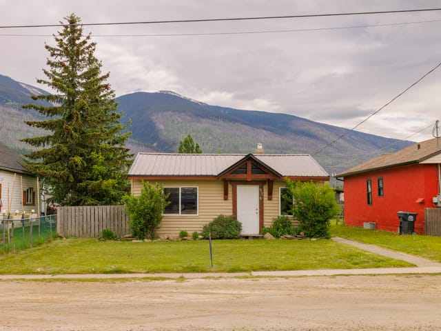 House for sale in McBride, Robson Valley, 956 4th Avenue, 263137341 | Realtylink.org