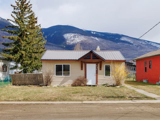 House for sale in McBride, Robson Valley, 956 4th Avenue, 263137341 | Realtylink.org