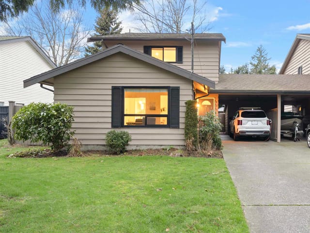 1/2 Duplex for sale in Surrey, South Surrey White Rock, 13507 15 Avenue, 263137384 | Realtylink.org