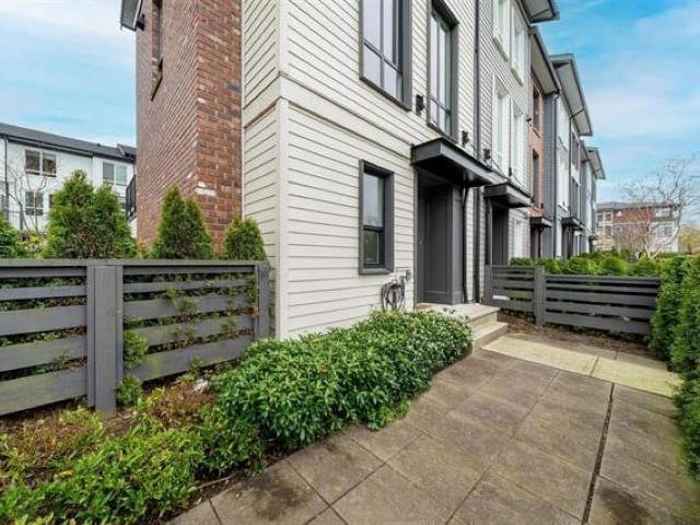 Townhouse for sale in White Rock, South Surrey White Rock, 8 15828 27 Avenue, 263137436 | Realtylink.org
