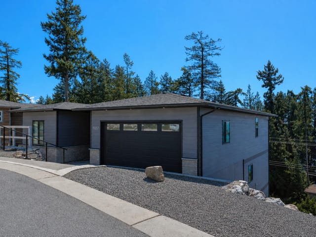 House for sale in Sechelt, Sunshine Coast, 5957 Barnacle Place, 263137480 | Realtylink.org