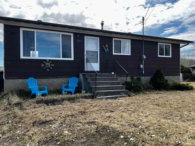 House for sale in Fraser Lake, Vanderhoof And Area, 426 Endako Place, 263137499 | Realtylink.org