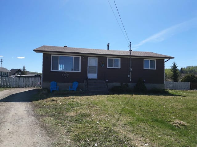 House for sale in Fraser Lake, Vanderhoof And Area, 426 Endako Place, 263137499 | Realtylink.org