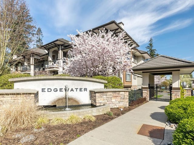 Apartment for sale in Surrey, South Surrey White Rock, 304 15155 36 Avenue, 263137563 | Realtylink.org