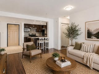 Apartment for sale in Squamish, Squamish, 203 1212 Main Street, 263137618 | Realtylink.org