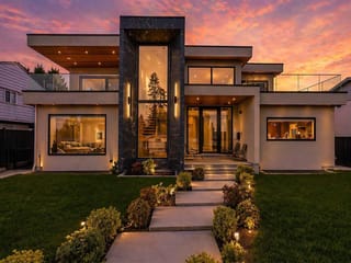 House for sale in White Rock, South Surrey White Rock, 13821 Malabar Avenue, 263137651 | Realtylink.org