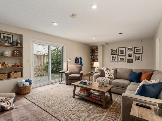 House for sale in Coquitlam, Coquitlam, 1298 Novak Drive, 263137699 | Realtylink.org